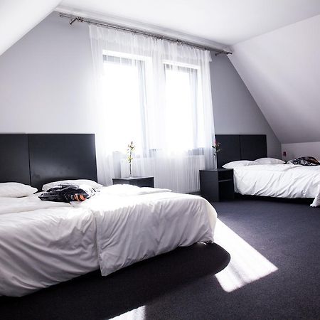 Bed and Breakfast Essenza Party Center Świdnica Exteriér fotografie